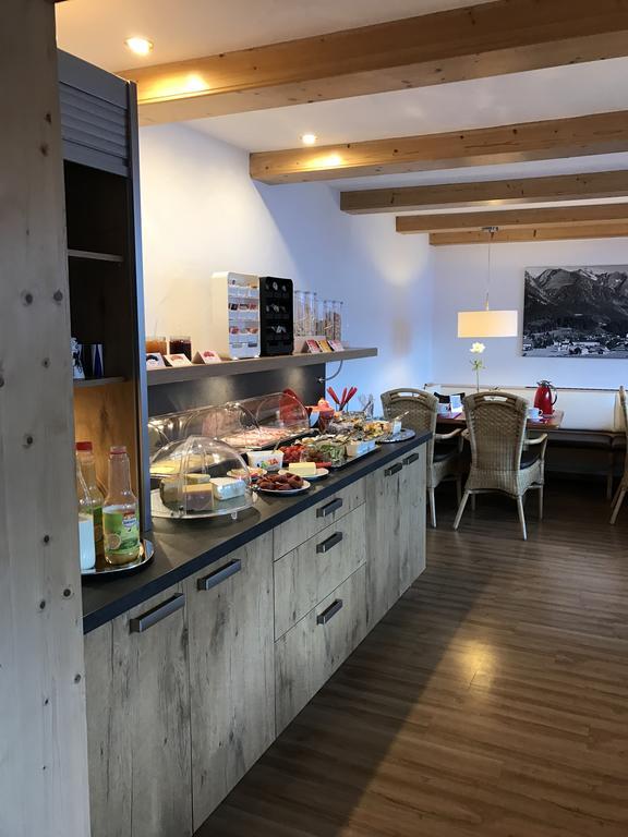 Hotel Engel Oberstdorf Luaran gambar