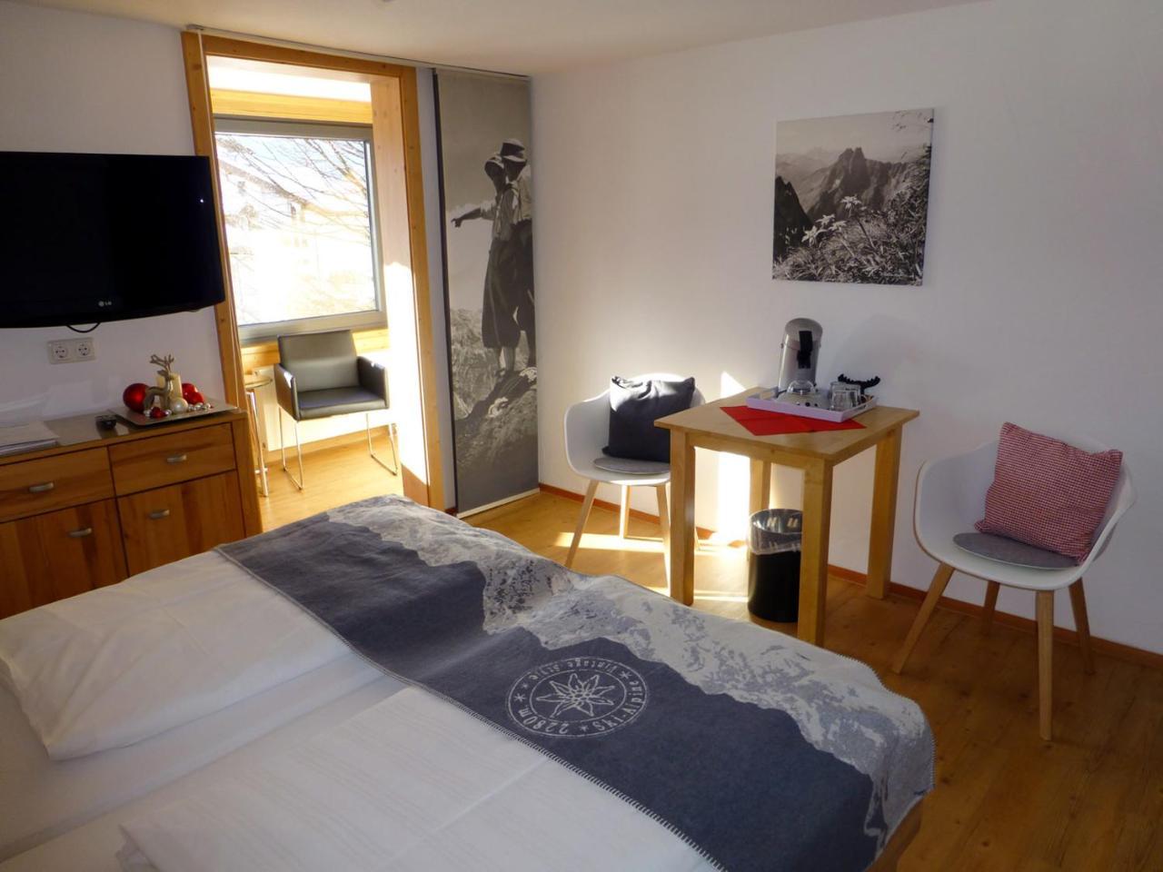 Hotel Engel Oberstdorf Luaran gambar